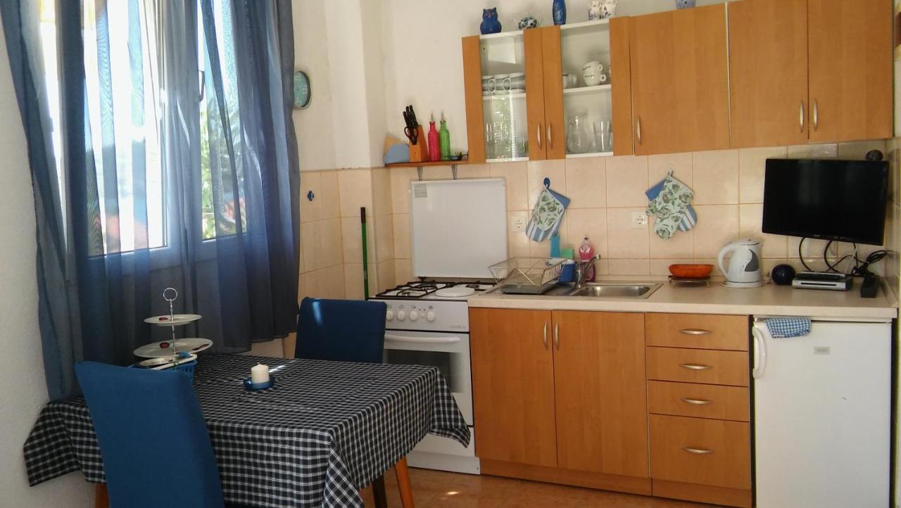 Veldic Apartments Tisno Exterior photo