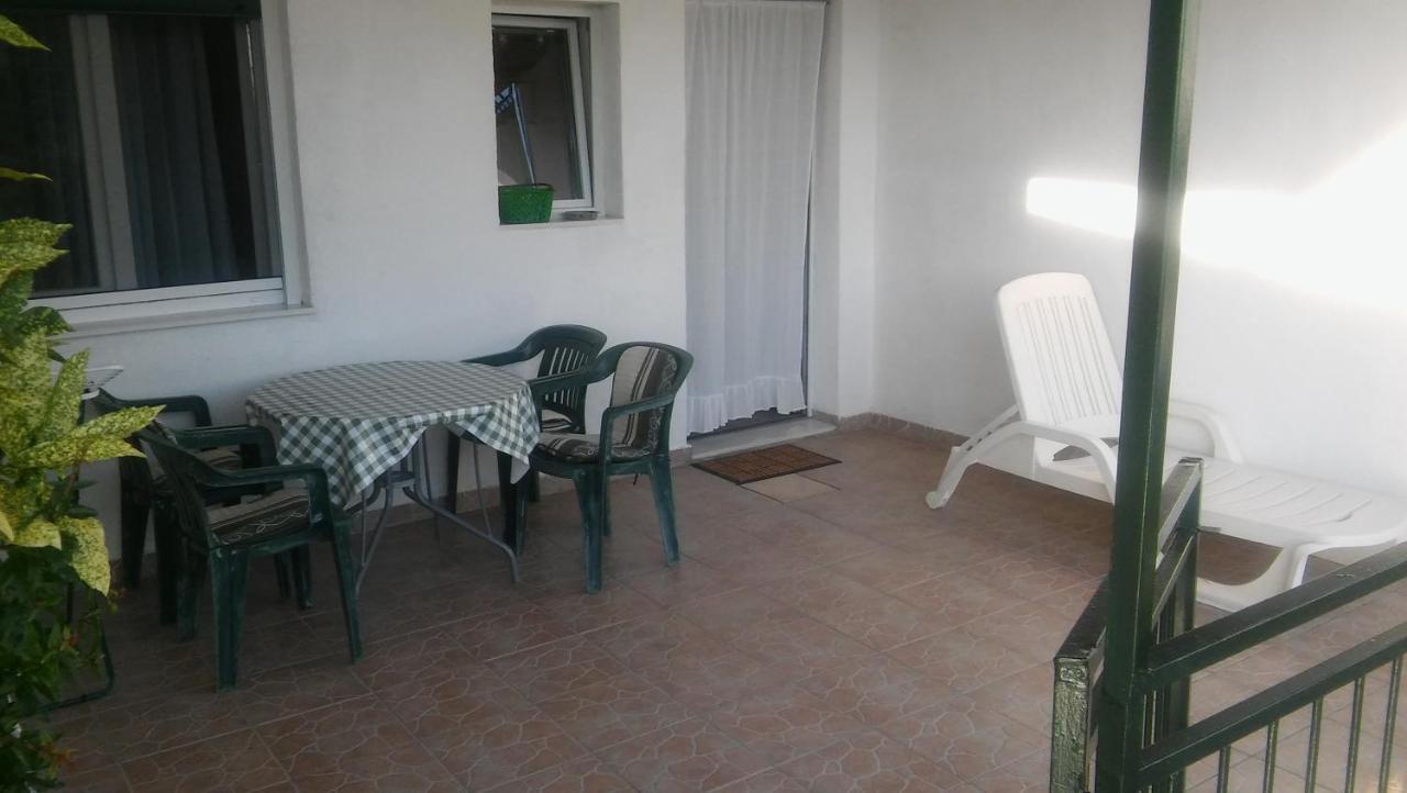 Veldic Apartments Tisno Exterior photo