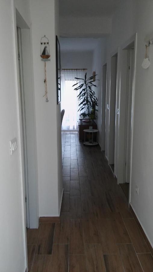 Veldic Apartments Tisno Exterior photo